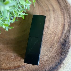 NARS Audacious Lipstick